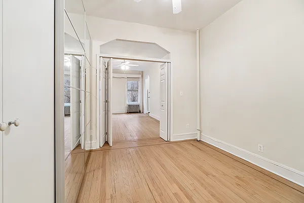 Rented by Avi Nash Associates | media 24