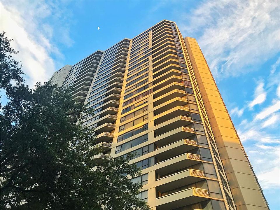 1st image of 15 Greenway Plz Unit 12E
