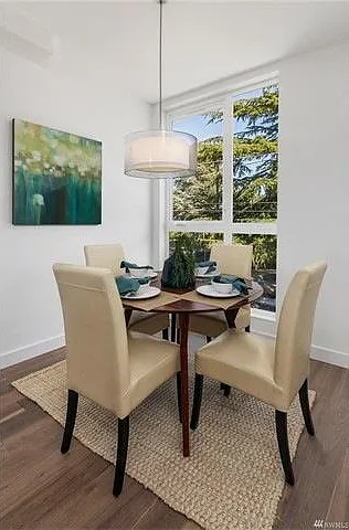 2 bed, 1653 sqft, $3,950 — Photo 3