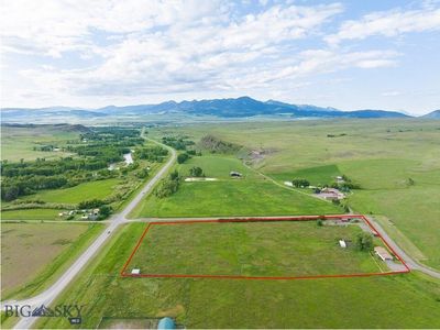 28 W Grannis Rd, Livingston, MT, 59047