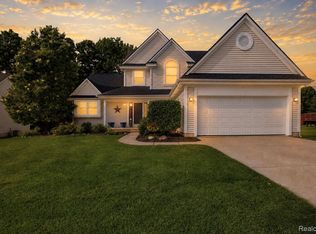 2067 Ashford Dr, Davison, MI 48423