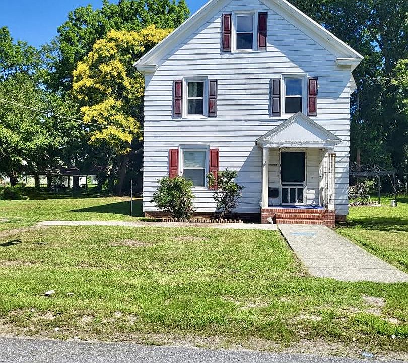 1st image of 30432 Oak St