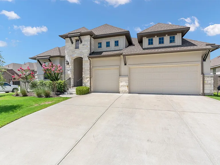 3800 Sandhill Crane Dr — Photo 1