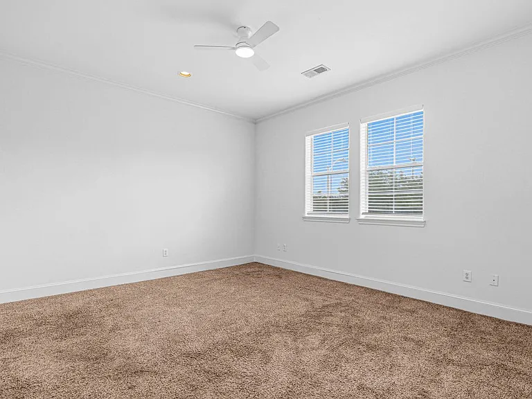 7134 S Mapleridge St #2E — Photo 23