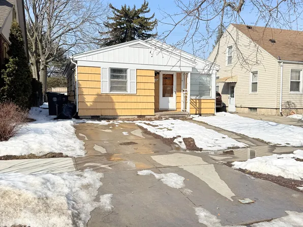 17633 Henry St, Melvindale, MI 48122