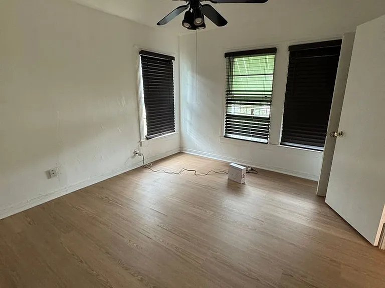 1037 Colvin Ave — Photo 3