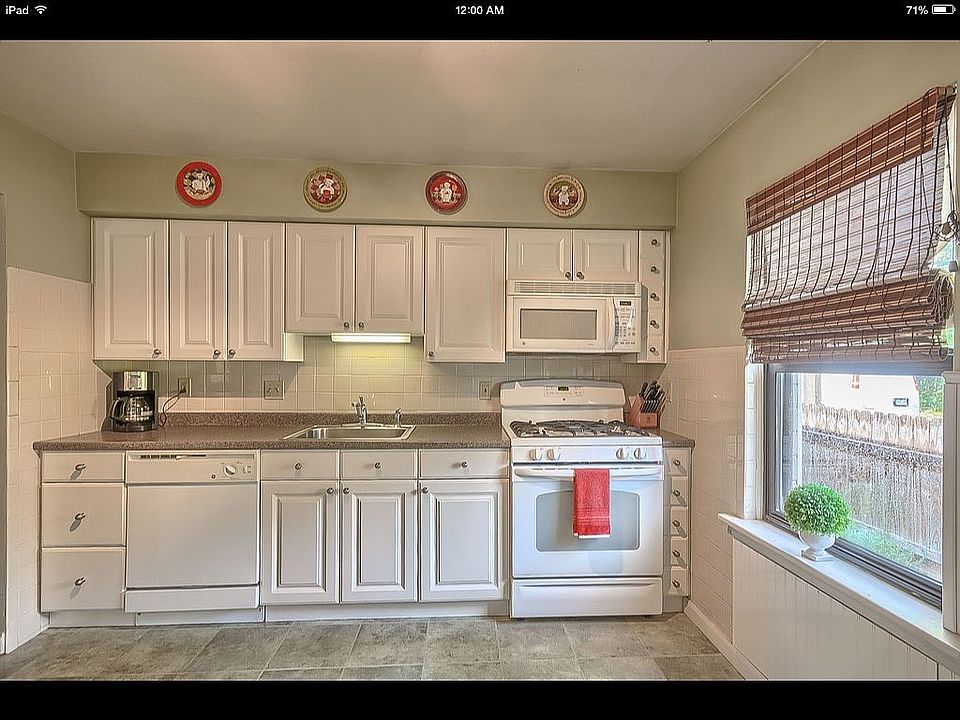 1st image of 1901 Forest Ave
