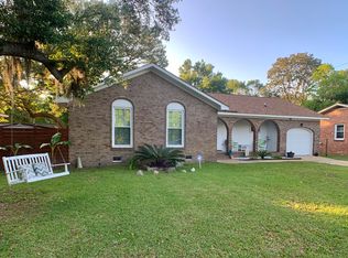 1426 Manor Blvd, Charleston, SC 29407