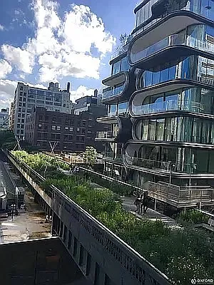 Rented by Oxford Property Group | media 32