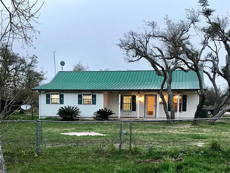 1st image of 2412 Sawyer Ln