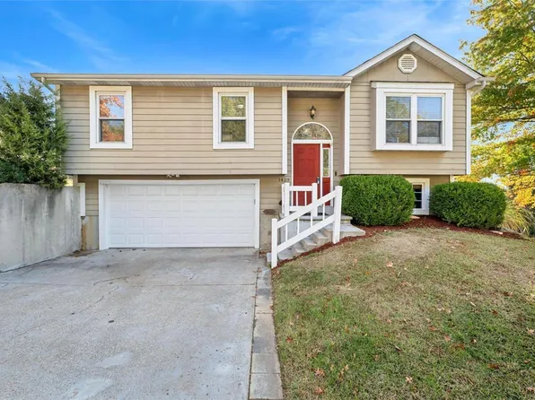 1429 Dutchmill Dr, Arnold, MO 63010
