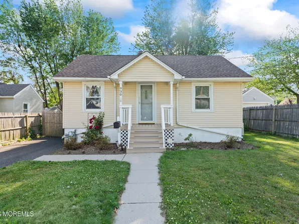 930 Woodmere Drive, Cliffwood Beach, NJ 07735