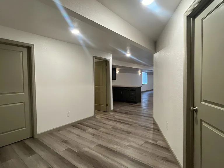 317 Victoria St — Photo 30