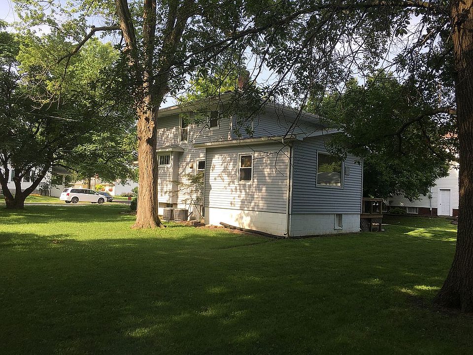 1st image of 702 Morgan St