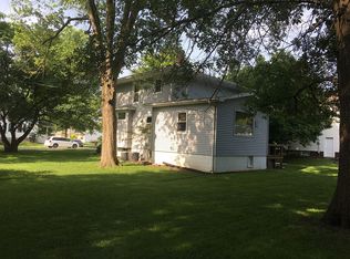 702 Morgan St, Carlinville, IL