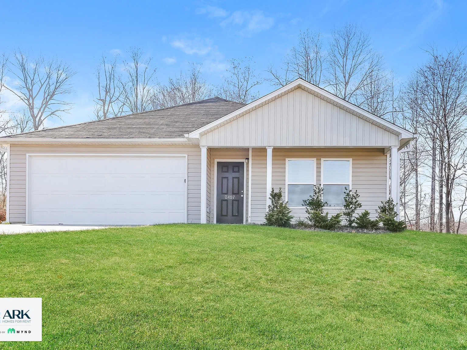 4 bed, 2.0 bath, 1603 sqft, $1,900 — Photo 1