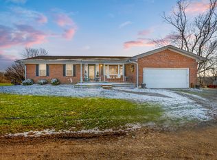 455 Davis Ln, Winchester, KY 40391