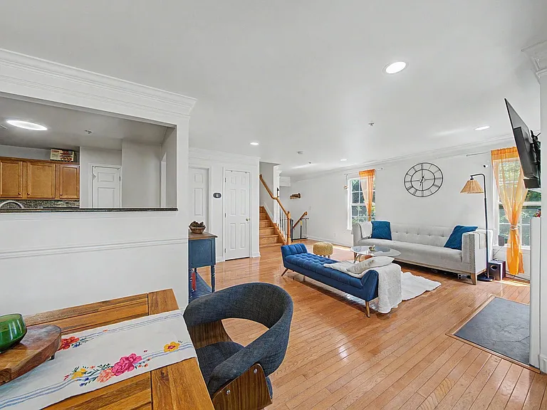 180 Blue Heron Dr #180 — Photo 11