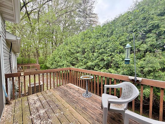 2nd image of 1636 6th Ave SW Unit 20