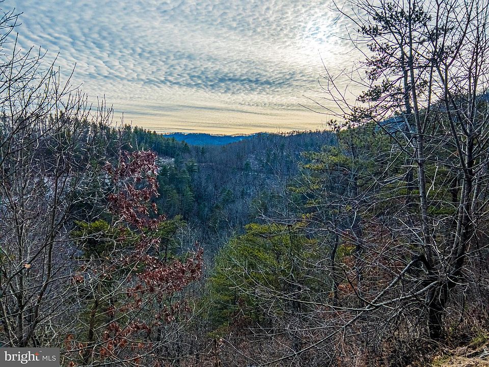 1st image of Sunrise Dr