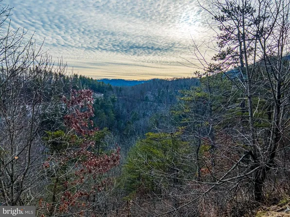 Sunrise Dr, Caldwell, WV 24925