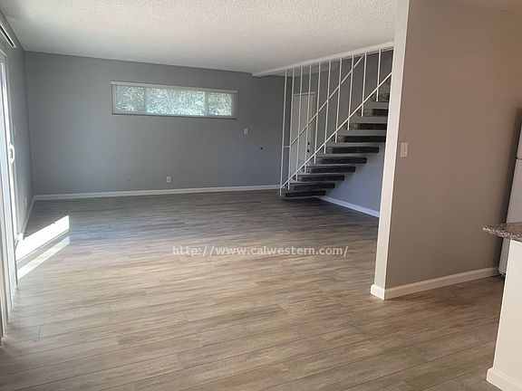 2nd image of 1530 Alta Glen Ct #5