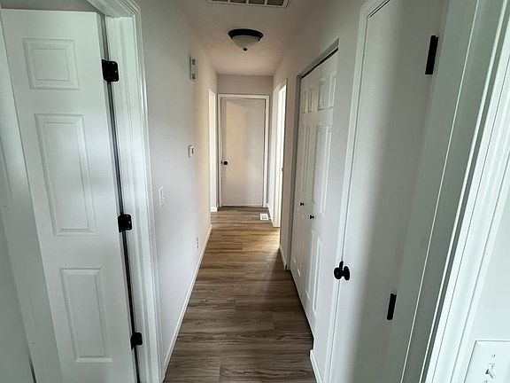 4th image of 777 Country Side Ln