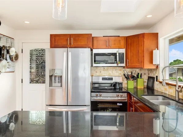 2123 10th Ave APT C, Honolulu, HI 96816