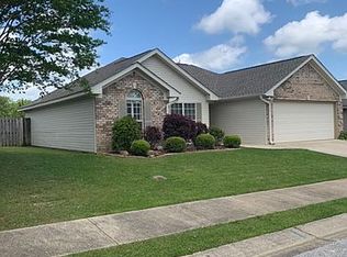 5313 Cambridge Dr, Northport, AL 35475