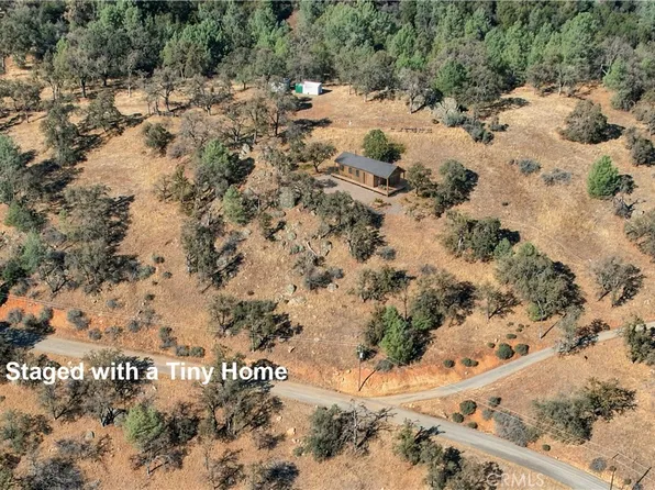 5318 W Whitlock Rd, Mariposa, CA 95338