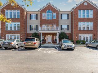 524 College Rd APT 301, Greensboro, NC 27410