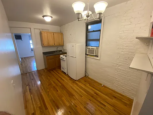 Rented by REAL New York | media 15