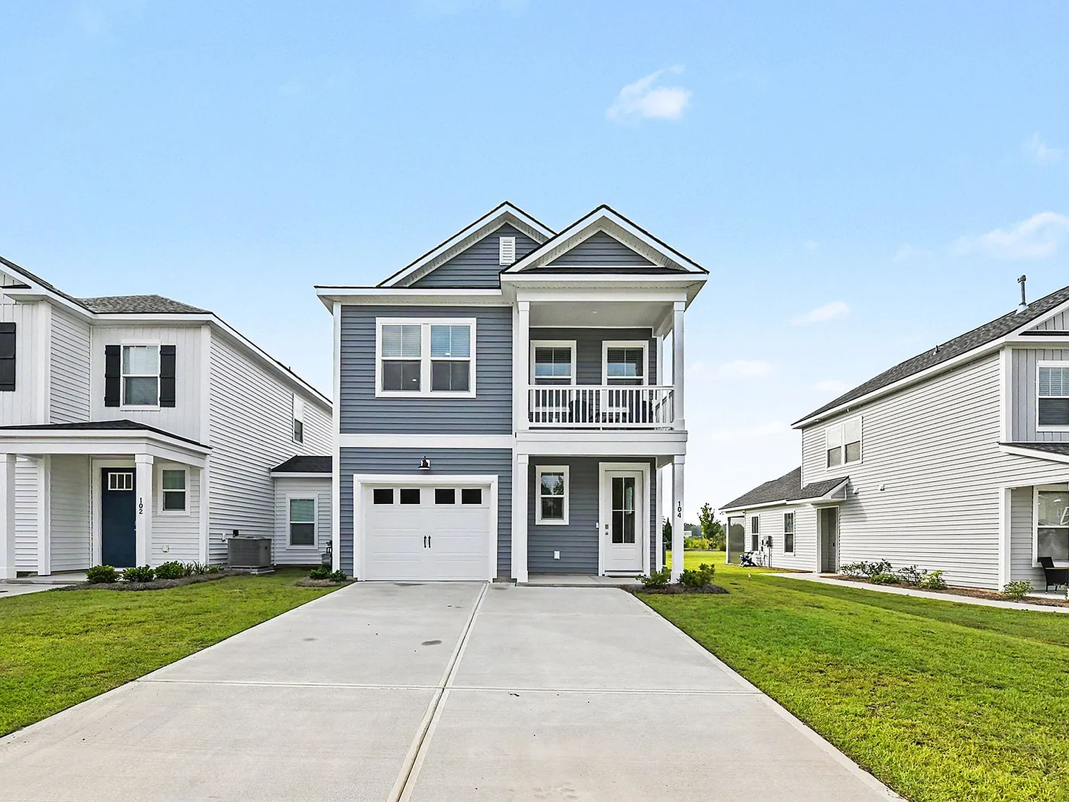3 bed, 2.5 bath, 1776 sqft, $2,450 — Photo 1