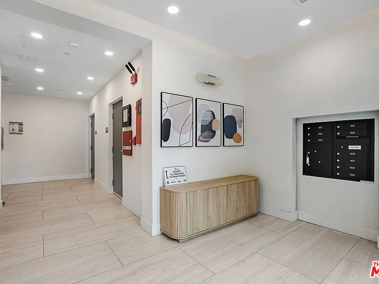 5657 Virginia Ave #202 — Photo 19