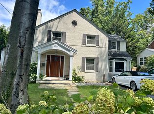 6119 Wynnwood Rd, Bethesda, MD 20816