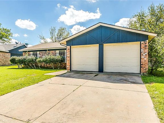3rd image of 2804 Eddie Pl