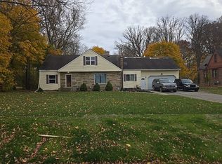 4374 Lapeer Rd, Burton, MI 48509