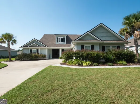 211 Edgewater Dr, Saint Marys, GA 31558