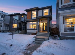 203 Charlesworth Dr SW, Edmonton, AB T6X 2W2