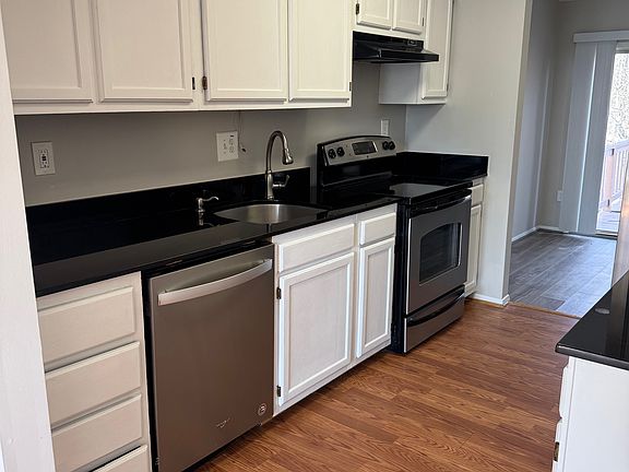 3rd image of 7838 Whistling Pines Ct