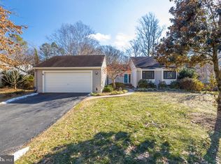 11807 Riders Ln, Reston, VA 20191
