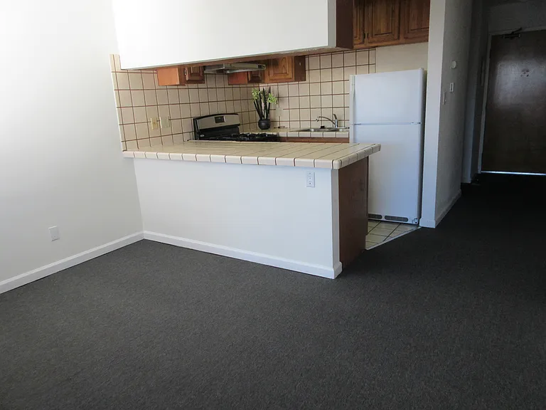 764 Spruce St #2 — Photo 3