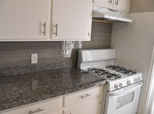 22 Lakeway St, Conroe, TX 77304