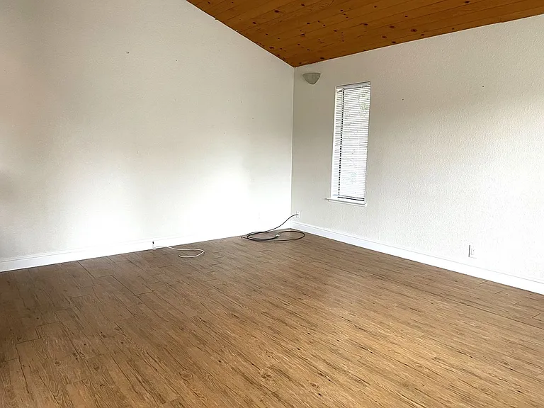 14611 Sun Forest Dr — Photo 7