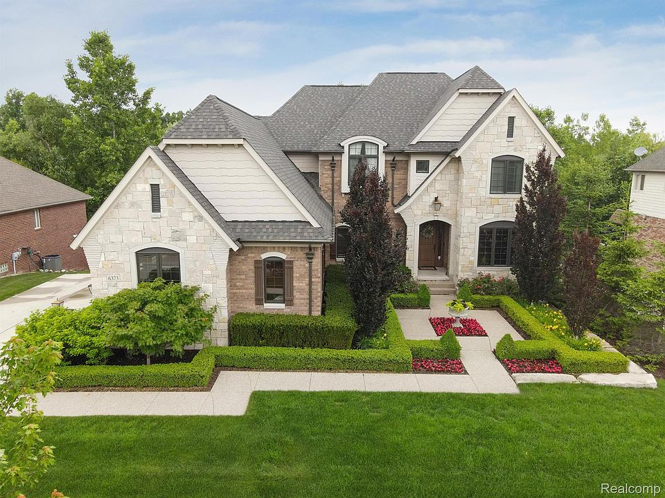 1st image of 6373 Shadydale Dr