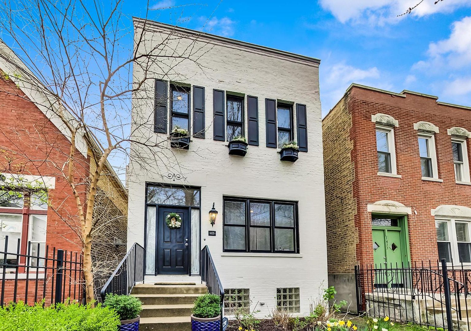 1435 N Oakley Blvd, Chicago, IL 60622 | Zillow