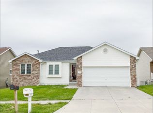 7331 N 18th St, Lincoln, NE 68521