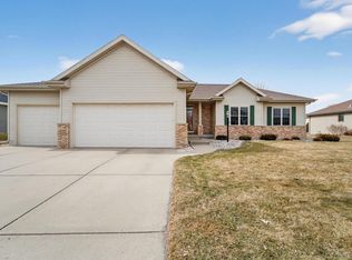 409 Coyle Parkway, Cottage Grove, WI 53527