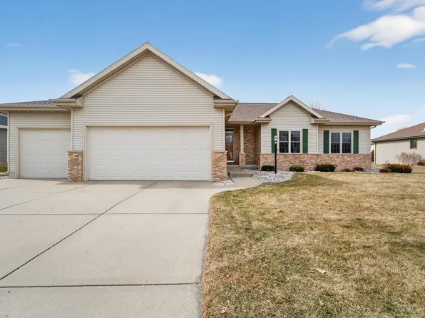 409 Coyle Parkway, Cottage Grove, WI 53527