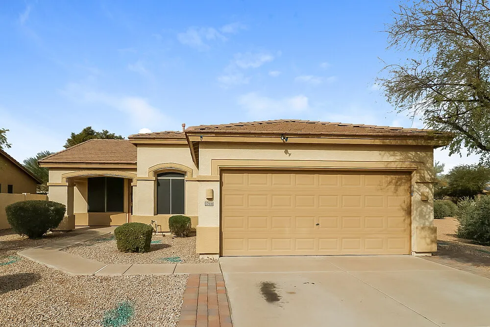 3 bed, 2.0 bath, 1450 sqft, $2,150 — Photo 1